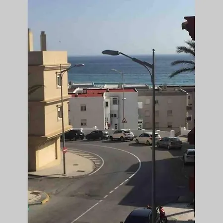 Duplex Muy Cerca De La Playa Y Del Centro דירה טריפה
